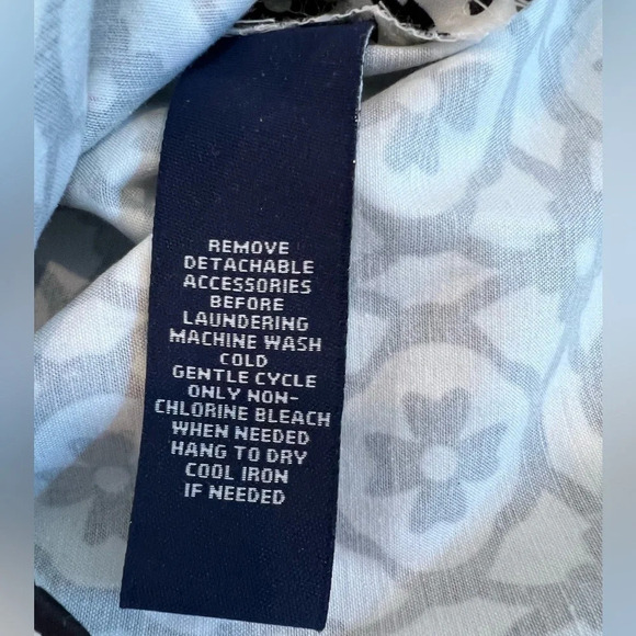 Chaps
Black/ white dress
Size 10
Pit to pit 18”
Length 39” - Picture 4 of 4